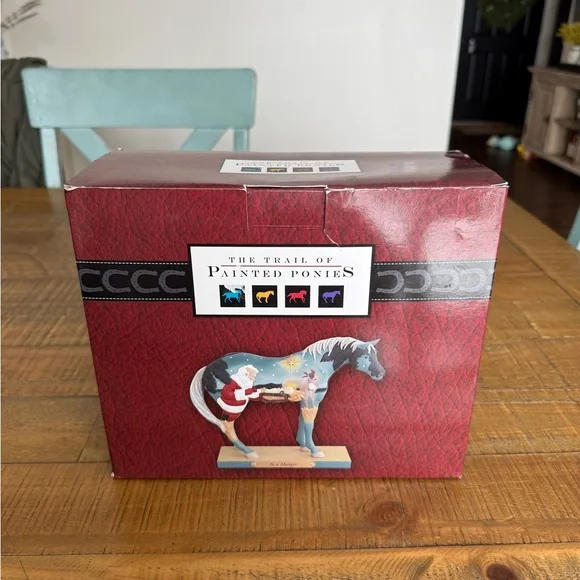 The Trail Of Painted Ponies In A Manger RETIRED Christmas Collectible - Picture 7 of 12